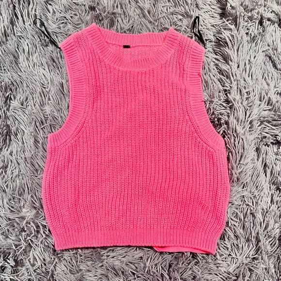 Pink crop top - Picture 1 of 2